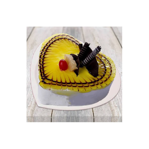 500gm heart shape pineapple cake