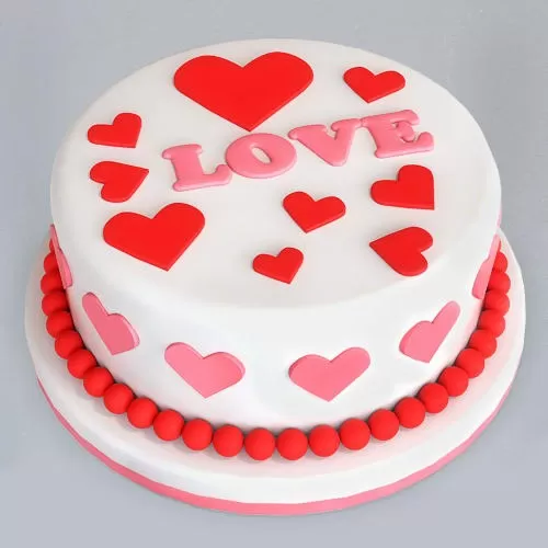 Hearts Fondant Cake (1 Kg)