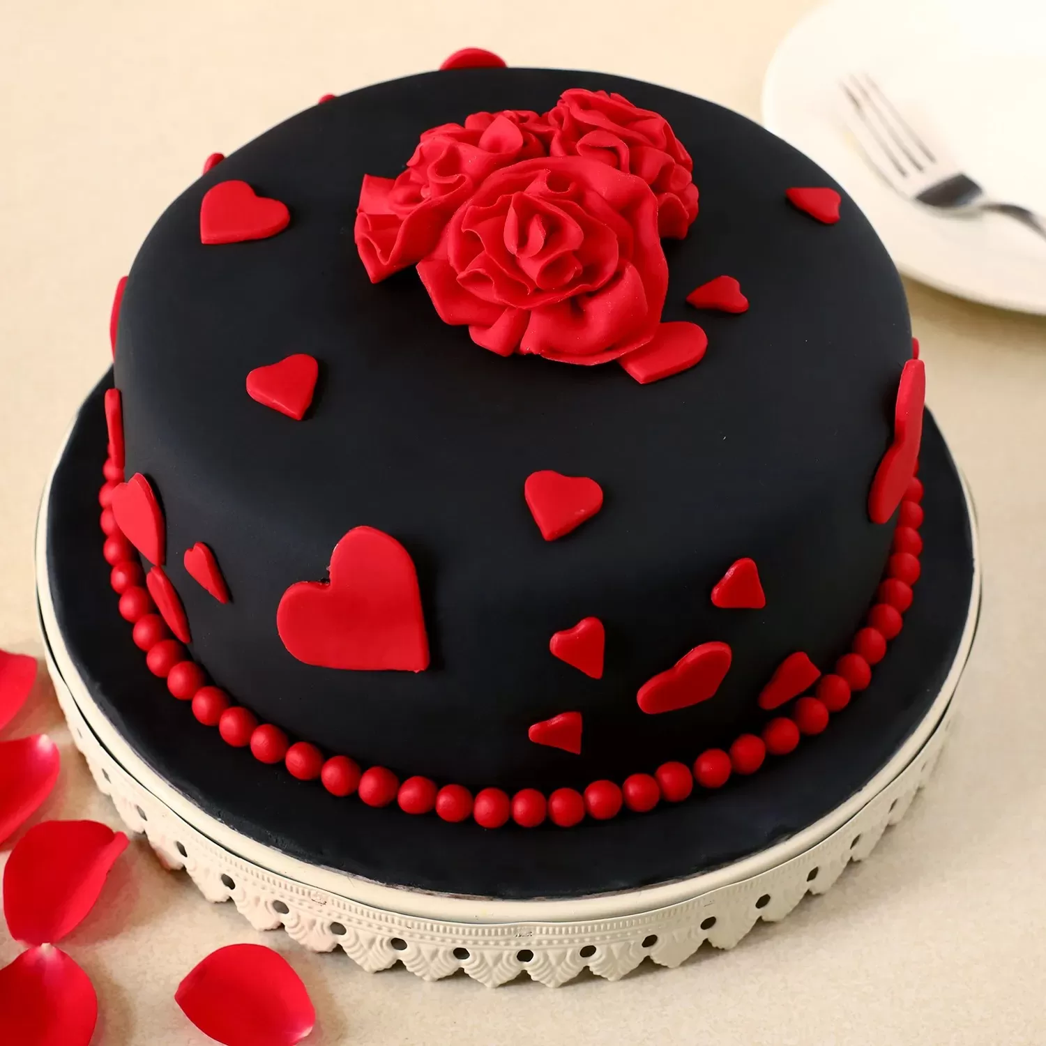 Red Roses N Hearts Truffle Cake- 1 Kg