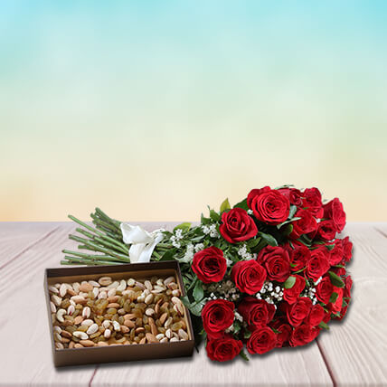 Thirty Red Roses Bunch With Assorted Dryfruits Box