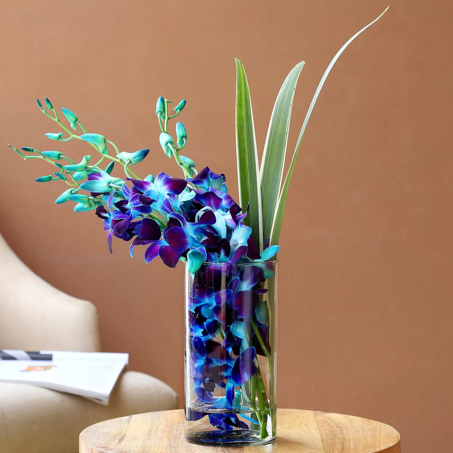 Lovely Orchids & Dandella In Cylindrical Vase