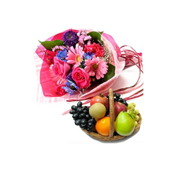 Refreshing Treat With Fruits Basket Refreshing Treat With Fruits Basket