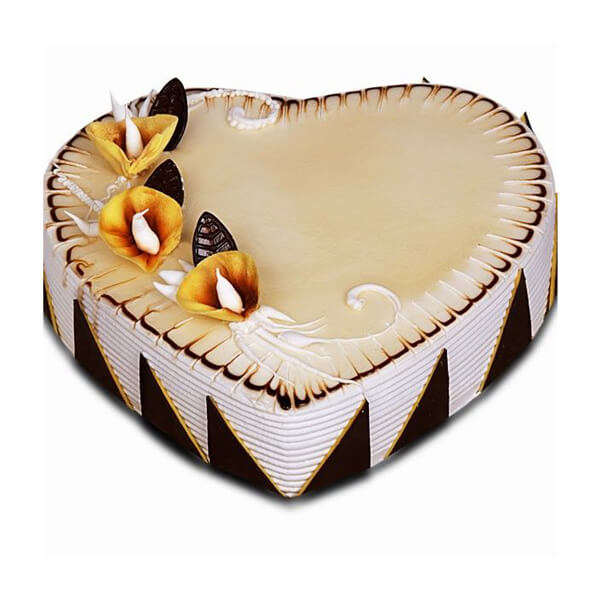 2 kg Heart Shape Vanilla Cake